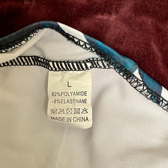 Swimsuit, Large - Picture 3 of 3